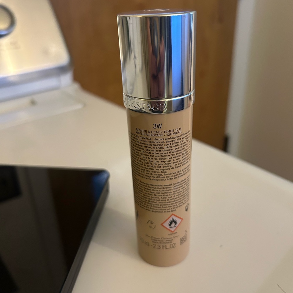 Dior Airflash Foundation Color 3W